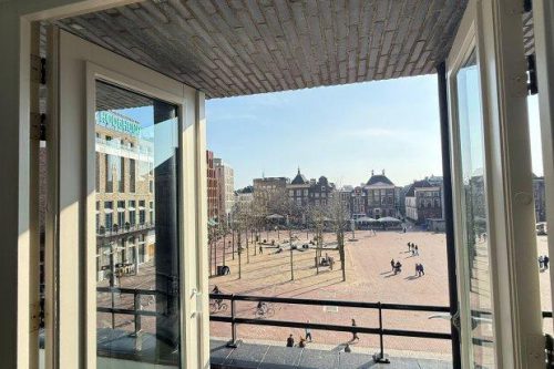 homes for rent on Grote Markt 24-7
