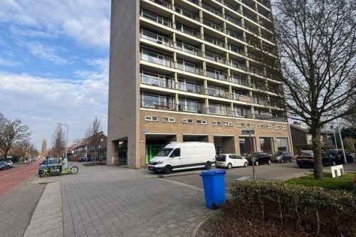 private-rentals for rent on Betje Wolffstraat 51